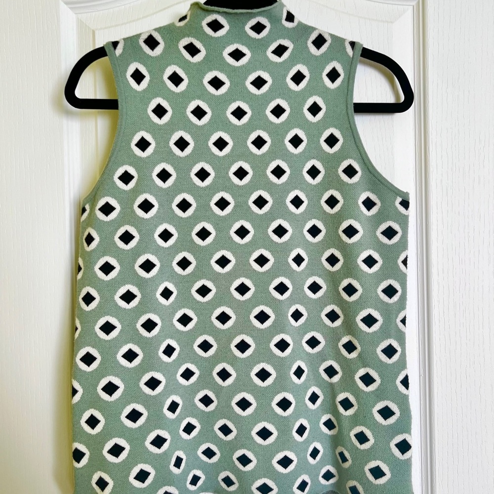 Sleeveless Sweater